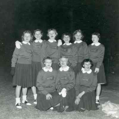 Marilyn Johnson, Judy Lanczki, Barb D'Pulos, Pat Bingel, Barb Haughwout, Alice Nedrie (back); Donna Kuhn, Joan Worden, Sondra Anderle (front)