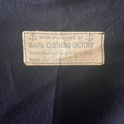 Undress jumper tag
