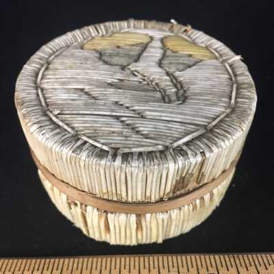 Old Ojibwe Quill Box with Lilly Design