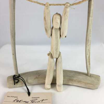 Inuit Toy - Acrobat