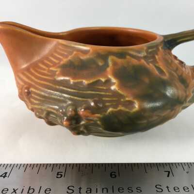 Roseville Bushberry Creamer