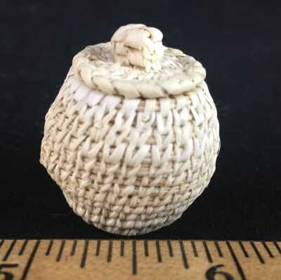 Miniature Tohono O'odham Lidded Basket
