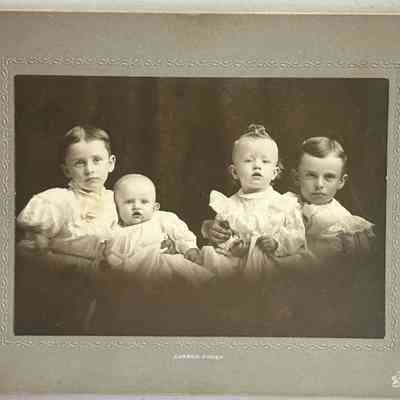 Lott Family Photograph