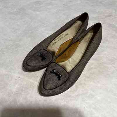 Shoe