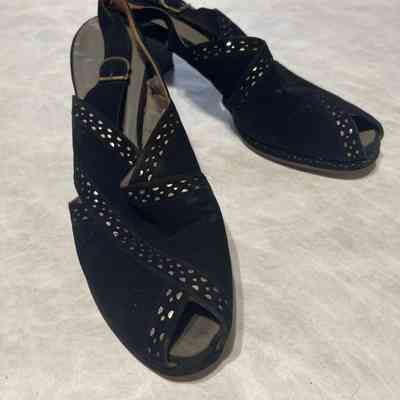Shoe