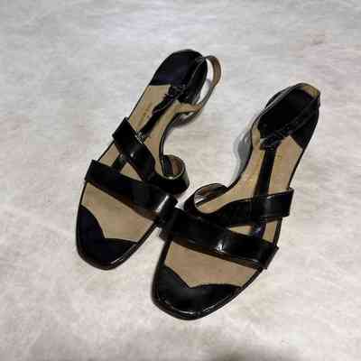 Shoe