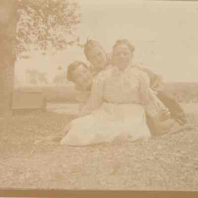Lott Family Photograph