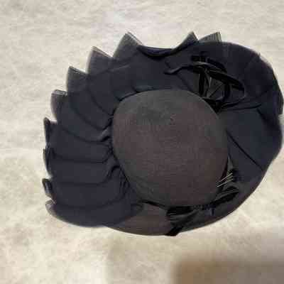 Ella’s Hat