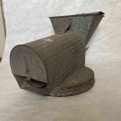 Feed Grinder