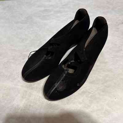 Shoe