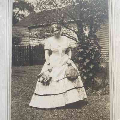 Photograph of Woman