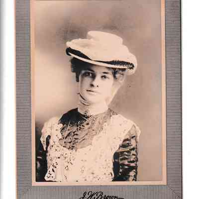 Photo - Portrait of Woman
