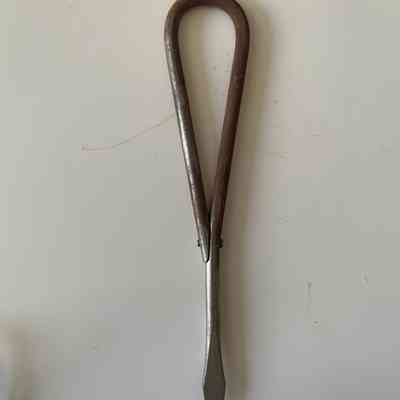 Wire Formed Screwdriver