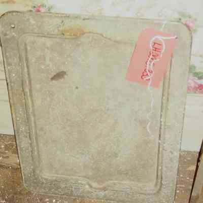 Tray