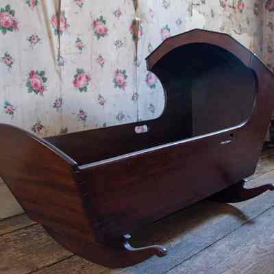 Cradle