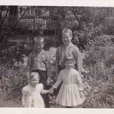 Lott Family Photograph
