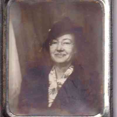Photograph of Woman