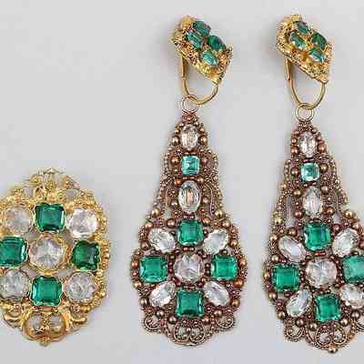 Jewelry, Earrings