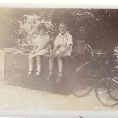 Lott Family Photograph