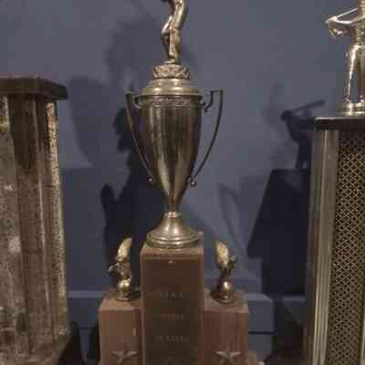 Trophy for achieving second place during 1922