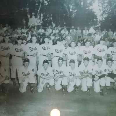 Picture of the Poughkeepsie Chiefs Baseball Team