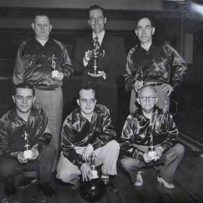Picture of bowling