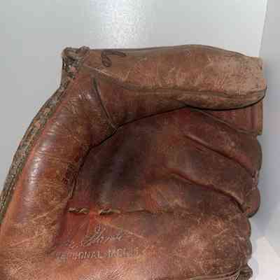 Baseball glove #11