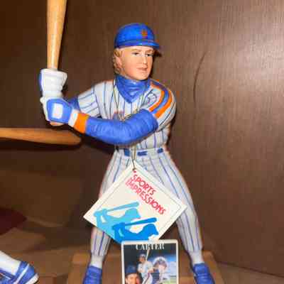 Gary Carter figurine