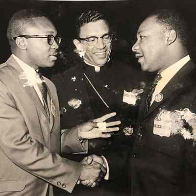 Ofield Dukes with Rev. Dr. Martin Luther King, Jr., and an unidentified bishop