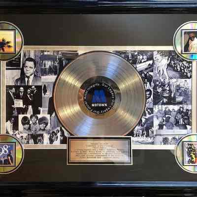 Motown Plaque awarded to Ofield Dukes