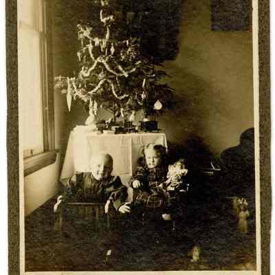 Christmas Photograph, Early 1900s