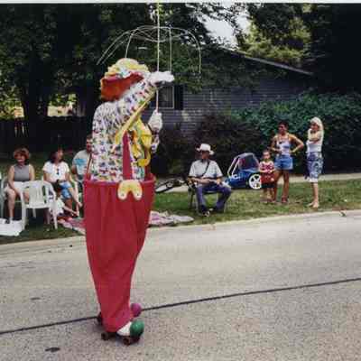 Buffalo Grove Days Parade clowns