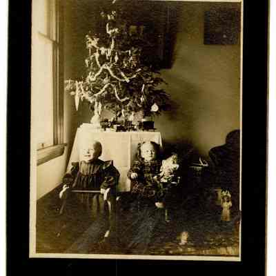 Christmas Photograph, Early 1900s