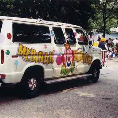 Buffalo Grove Days Parade clowns