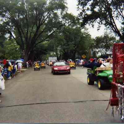 Buffalo Grove Days parade