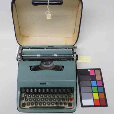 Olivetti Lettera 32