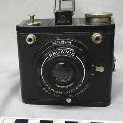Brownie Flash Six-20