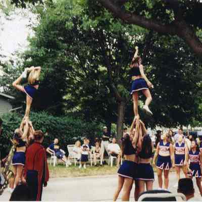Buffalo Grove Days Parade Buffalo Grove cheer/band