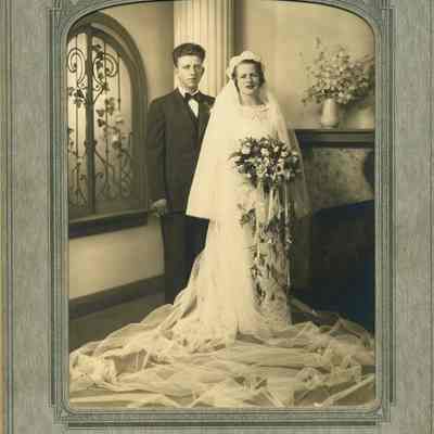 Clarence Weidner and Helen Michelau wedding portrait
