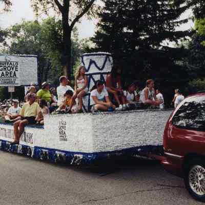 Buffalo Grove Days Parade Buffalo Grove chamber of commerce float