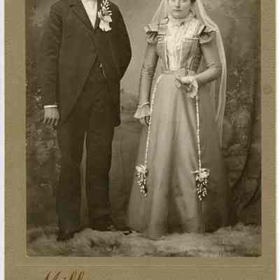 Anthony Weidner and Clara Stiebley Wedding Portrait