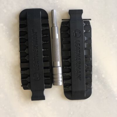 Leatherman Bit Extender with bit set
