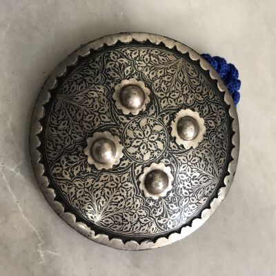 Small Dhal Shiny Silver (Buckler)