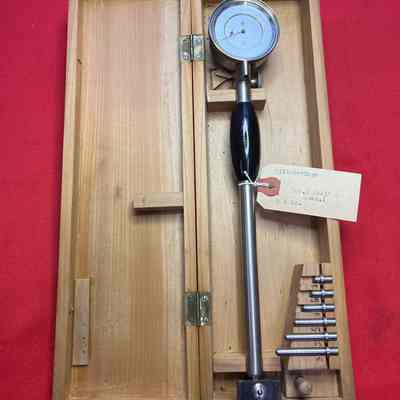 Cylinder Gage R & Co.
