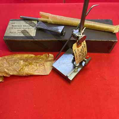 Surface Gage Sawyer No. 105 9 Inch