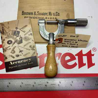 B & S Catalog #17 w/Wooden Handle