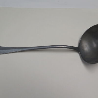 Ladle, Serving