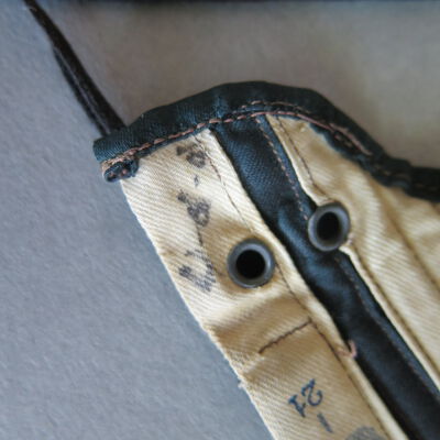 Number of corset: Origsize: 12" (w) x 21" (l); Origformat: Artifact