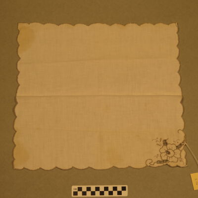 Back of doily: Origsize: 15" (w) x 15" (l); Origformat: Artifact