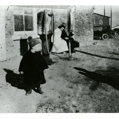 Gas Station 1936